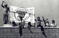 Carabanchel. Primer amotinament després de la mort de Franco. Font: eldiario.es.