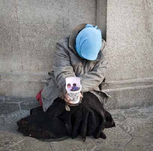 Para Miren Etxezarreta, «en las condiciones actuales, luchar por una renta garantizada para las más pobres es una emergencia» / (Foto: Robert Bonet).