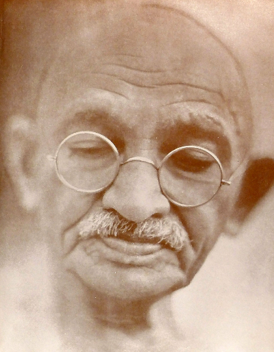 Necessitem Gandhi? Necessitem Gandhi?